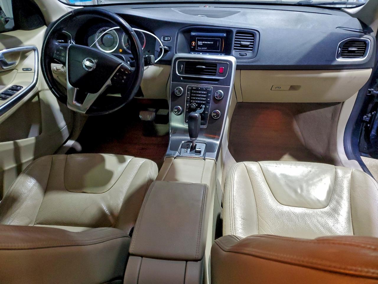 2011 VOLVO S60 T6 photo 8
