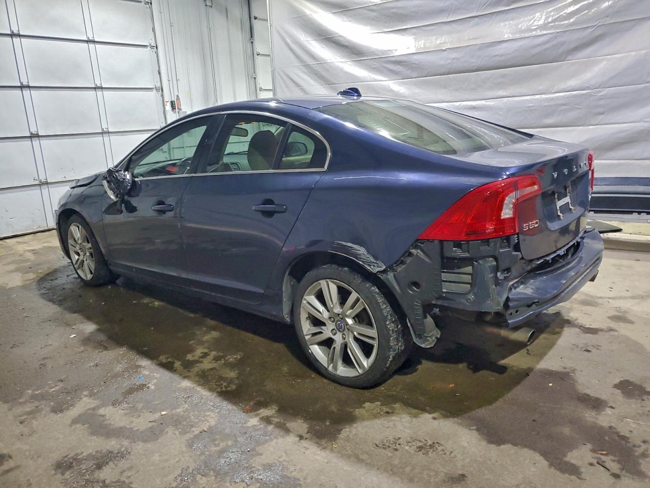 2011 VOLVO S60 T6 photo 2