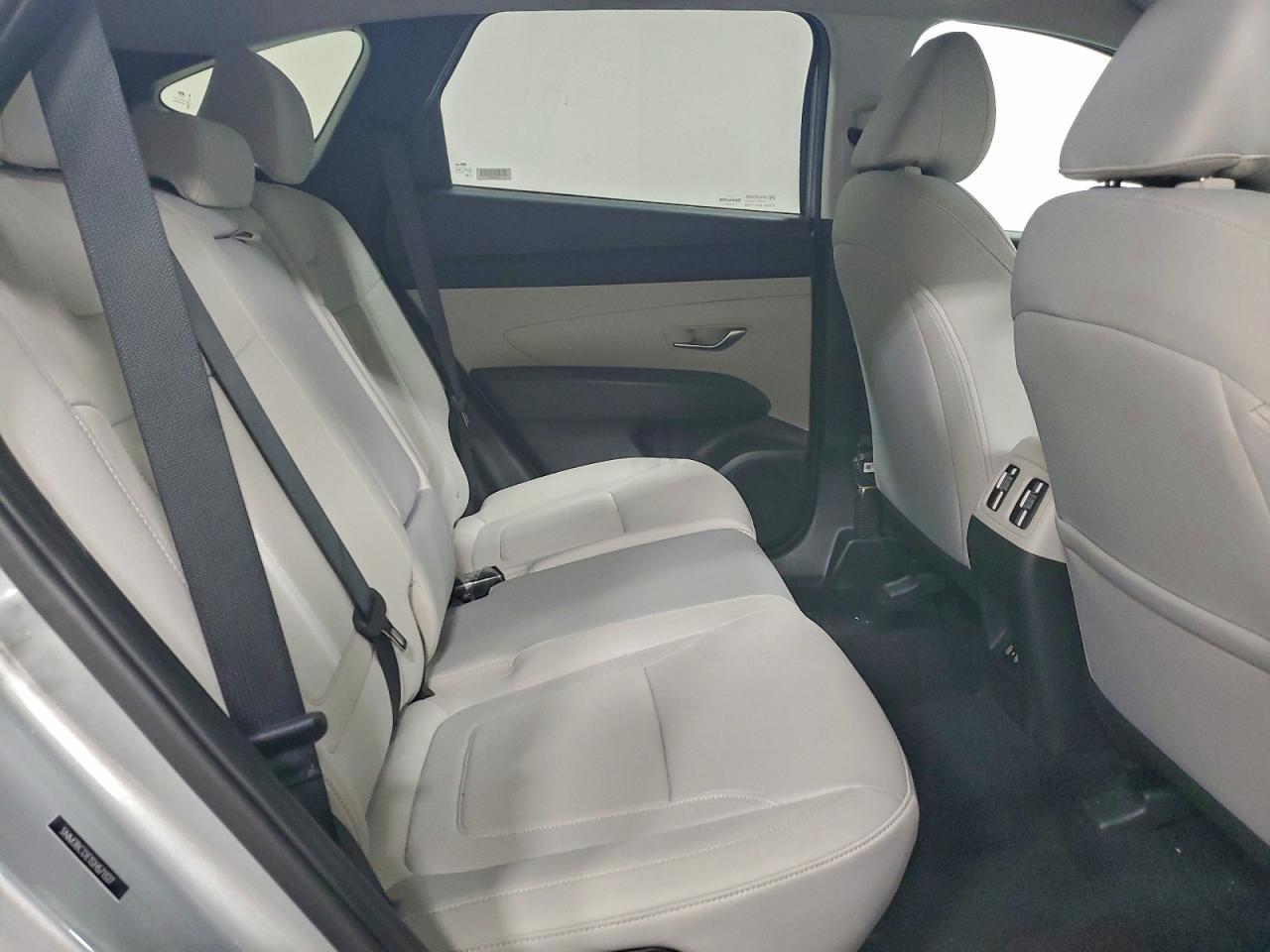 2025 HYUNDAI TUCSON SEL photo 11