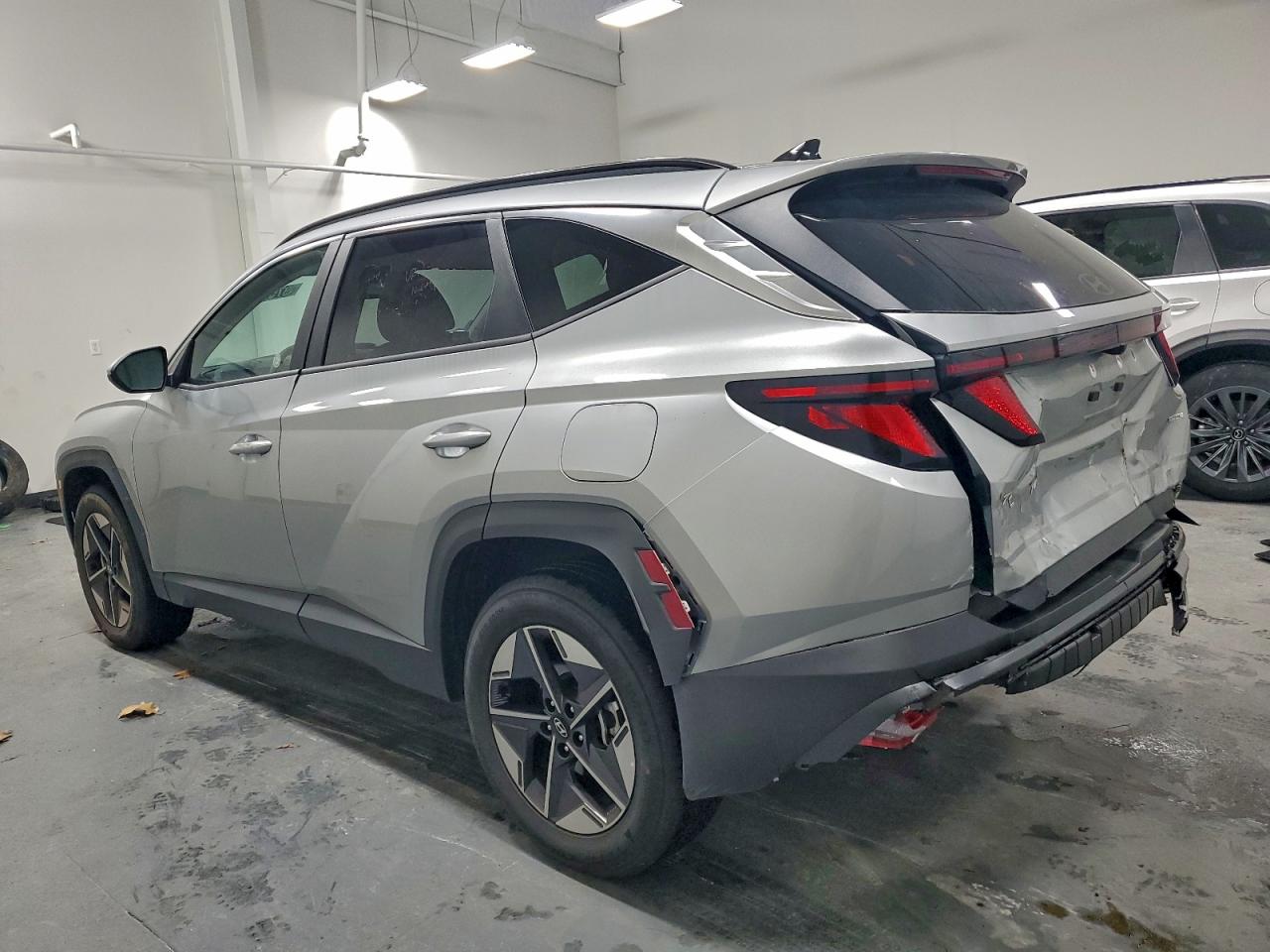 2025 HYUNDAI TUCSON SEL photo 2