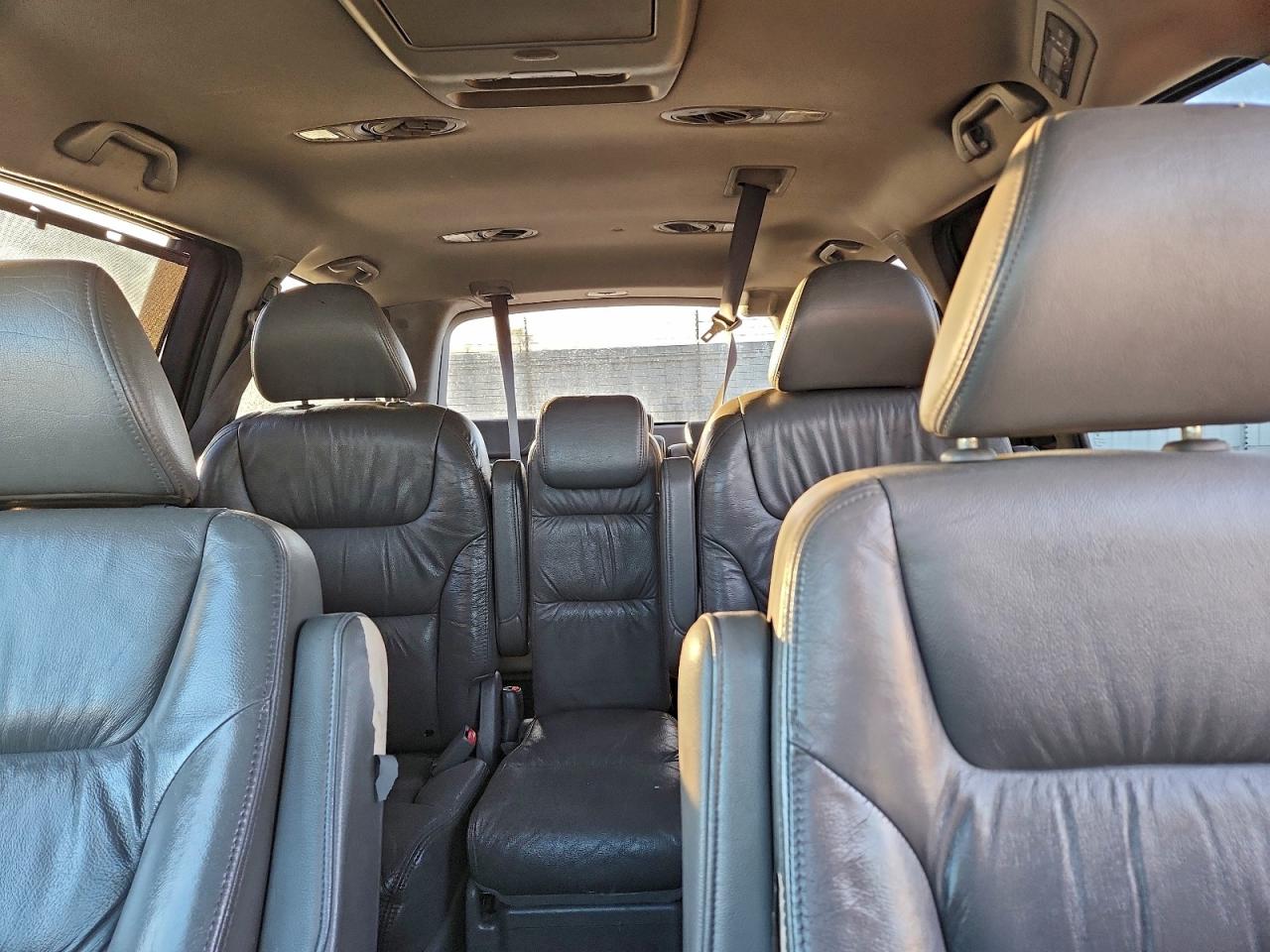 2010 HONDA ODYSSEY EXL photo 10