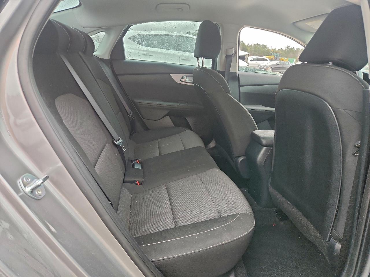 2024 KIA FORTE LXS photo 10