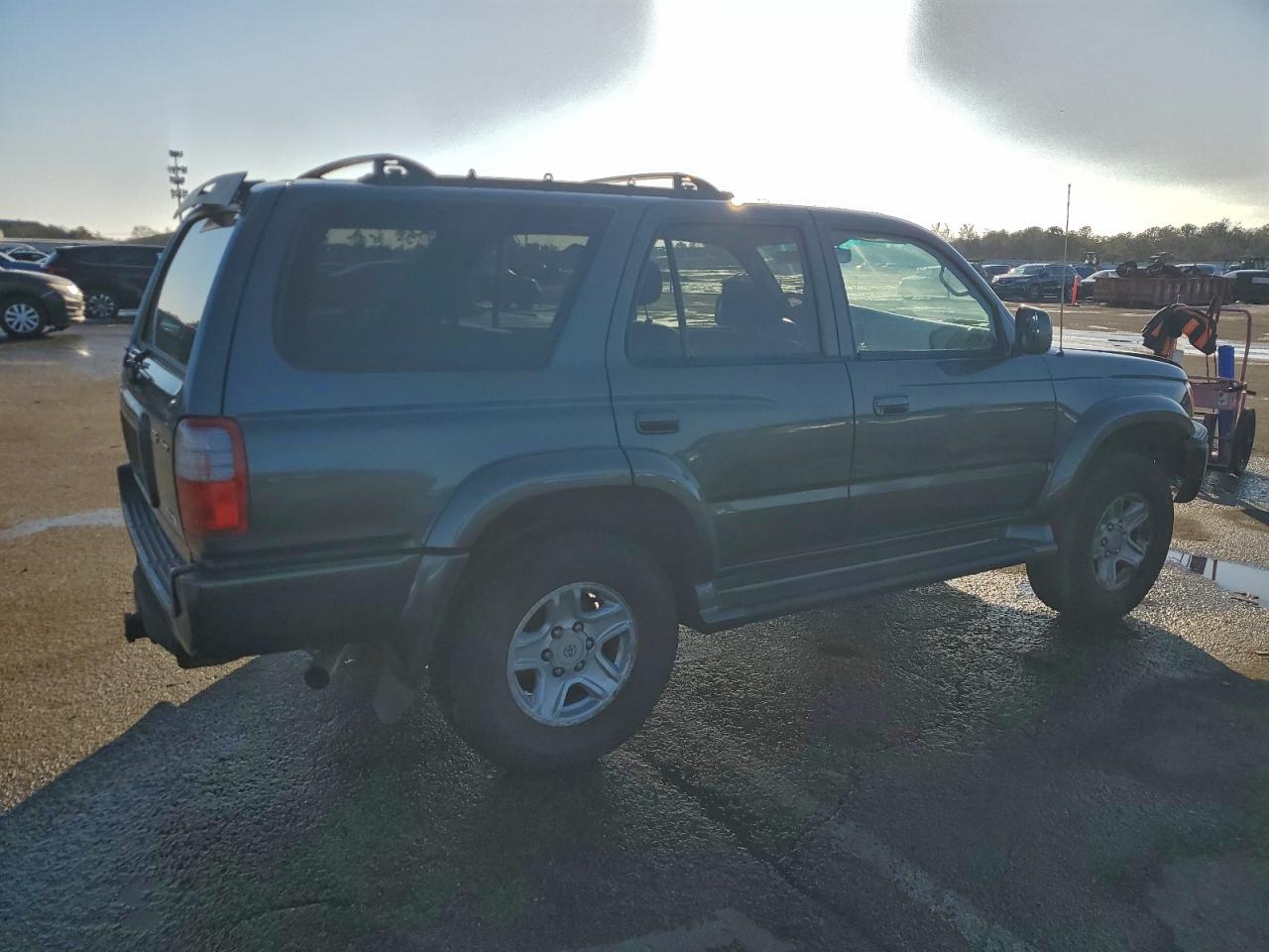 2000 TOYOTA 4RUNNER SR5 photo 3