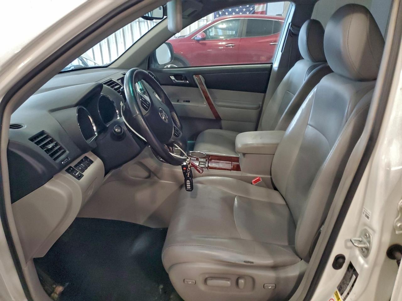 2012 TOYOTA HIGHLANDER LIMITED photo 7