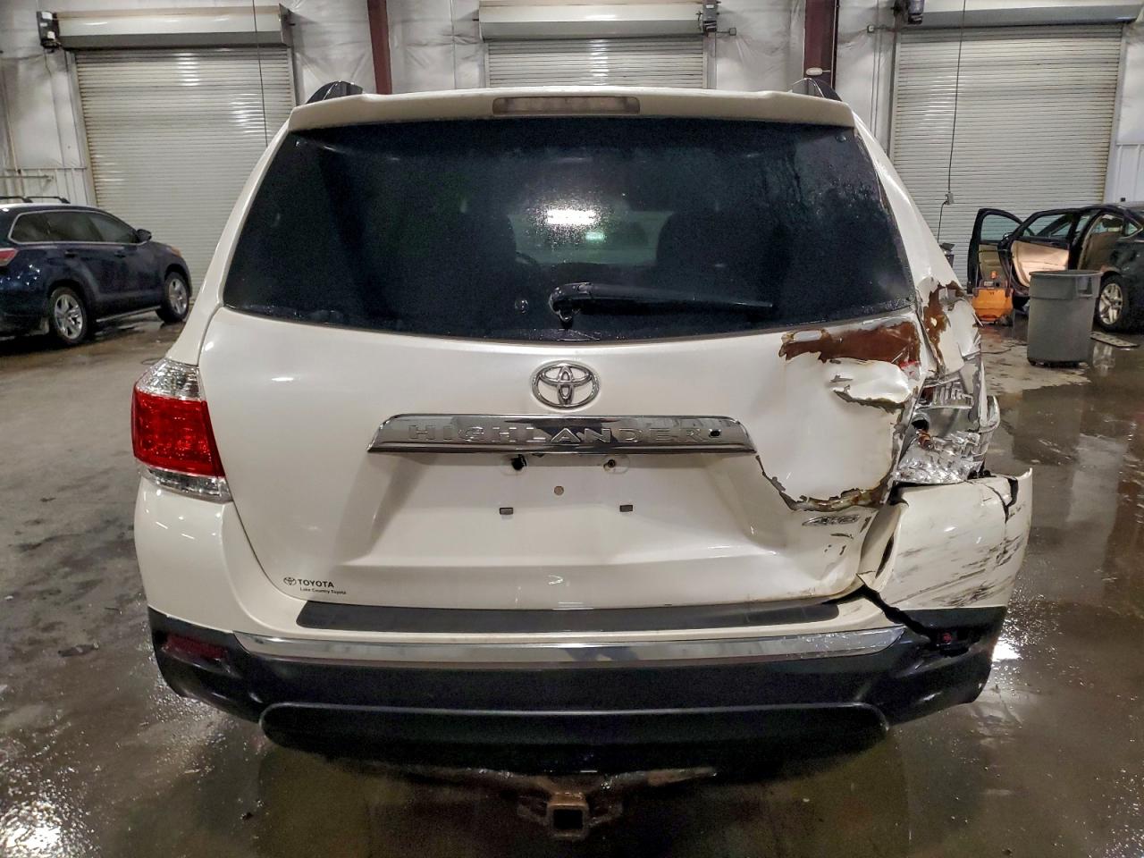 2012 TOYOTA HIGHLANDER LIMITED photo 6