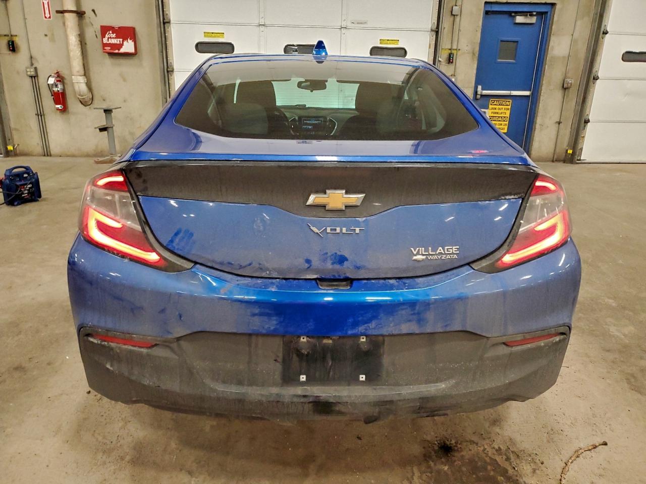 2017 CHEVROLET VOLT LT photo 6