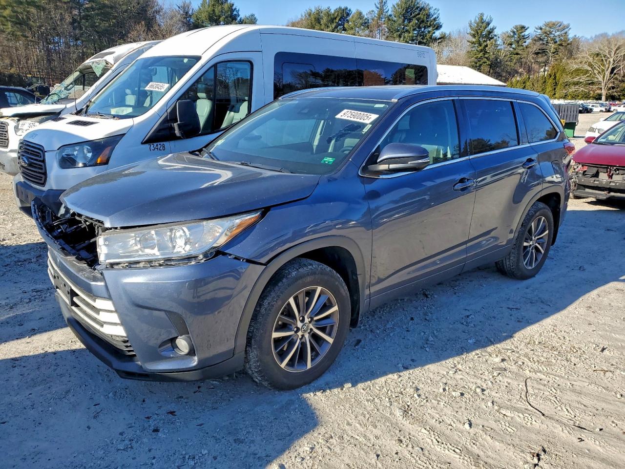 2017 TOYOTA HIGHLANDER