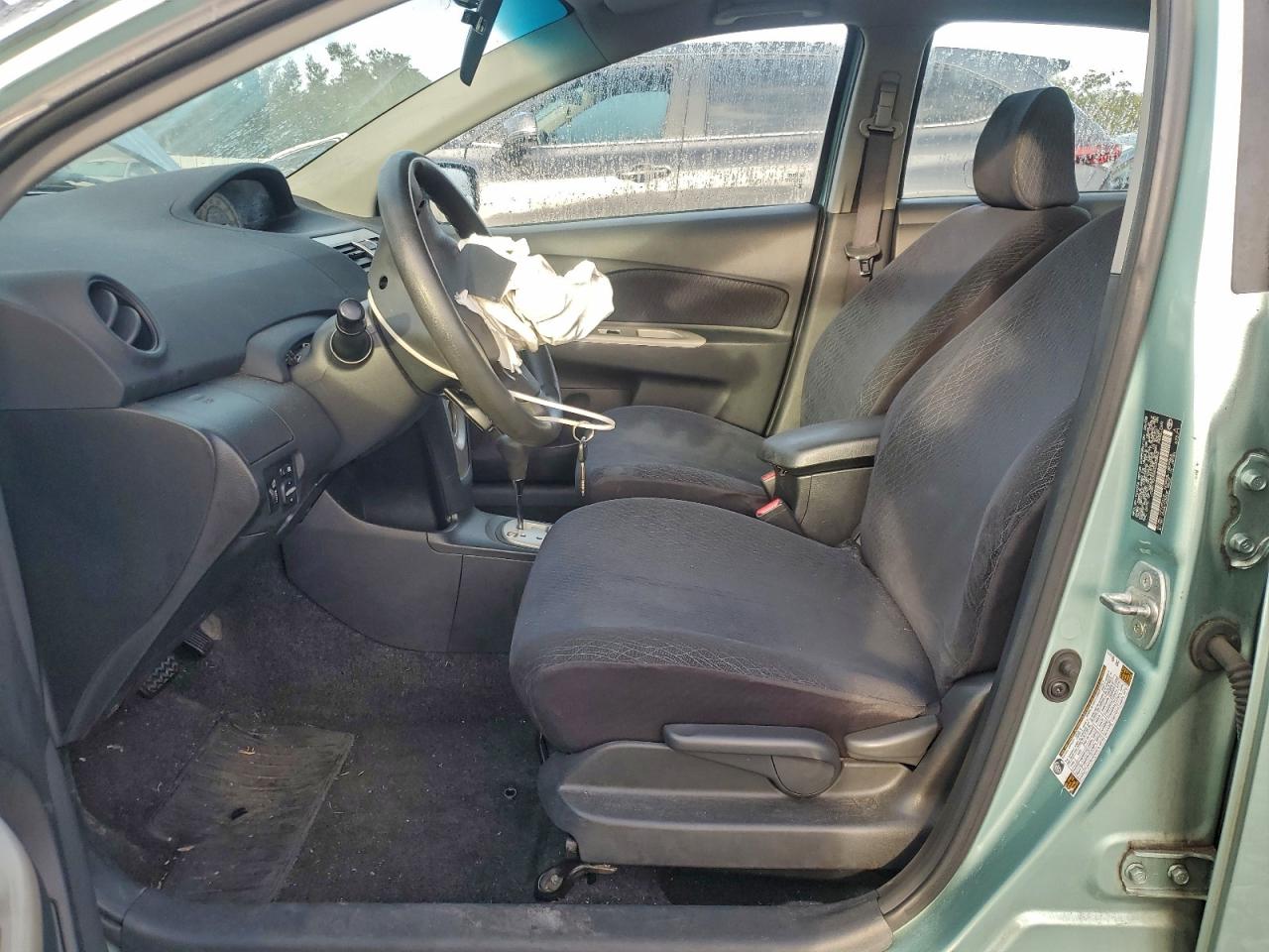 2008 TOYOTA YARIS photo 7