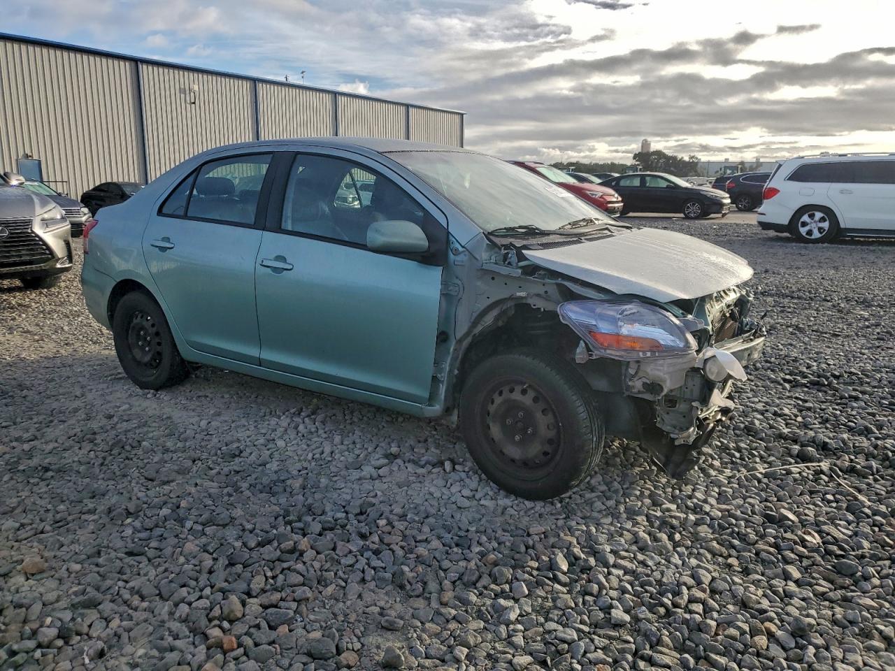 2008 TOYOTA YARIS photo 4