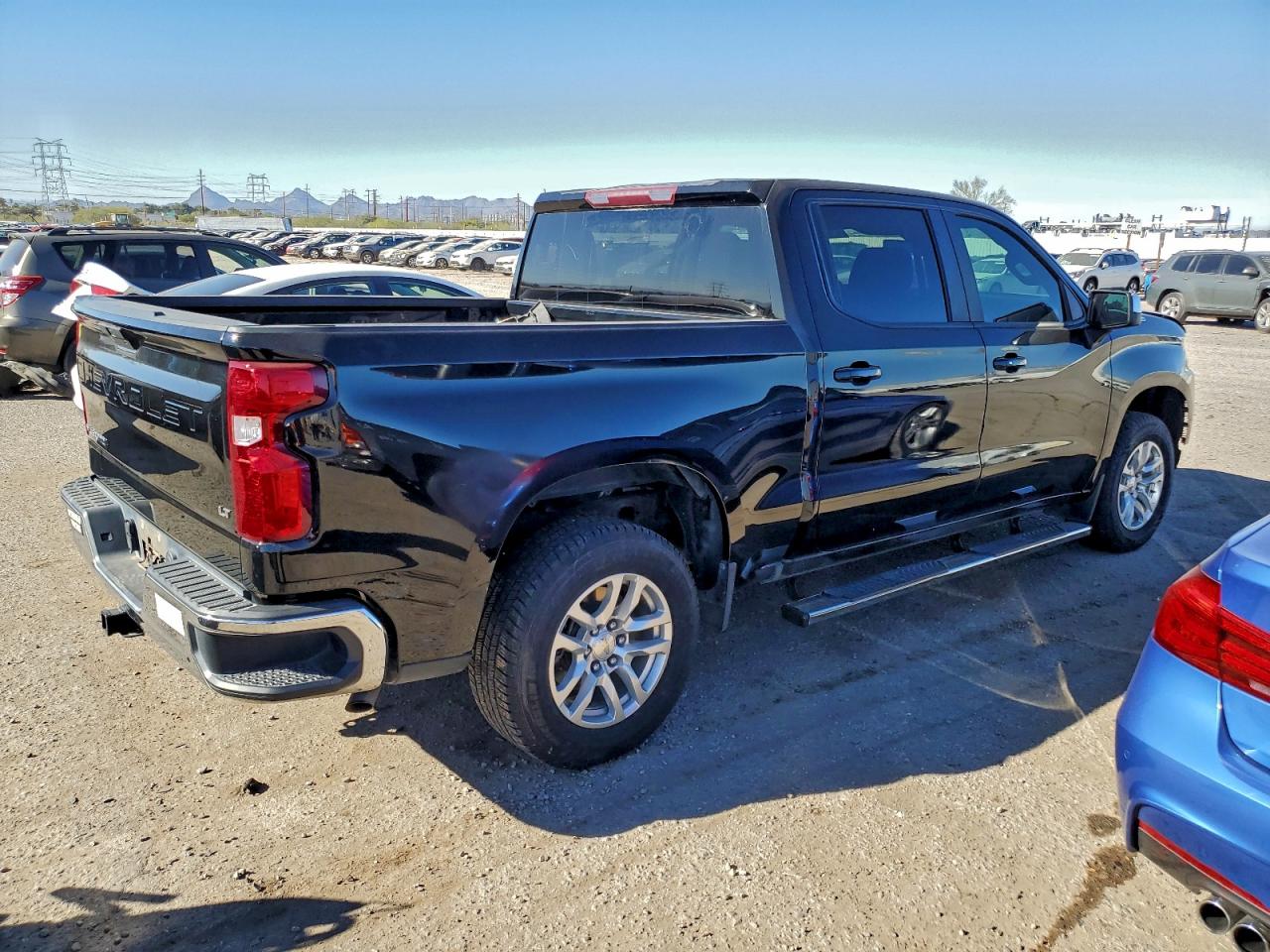 2021 CHEVROLET SILVERADO C1500 LT photo 3