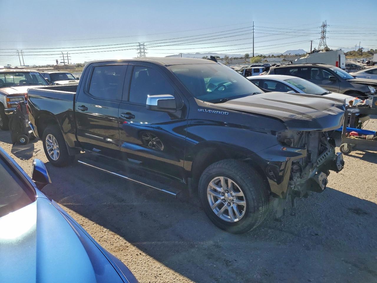 2021 CHEVROLET SILVERADO C1500 LT photo 4