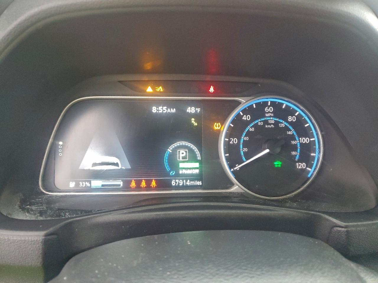 2022 NISSAN LEAF SV PLUS photo 9