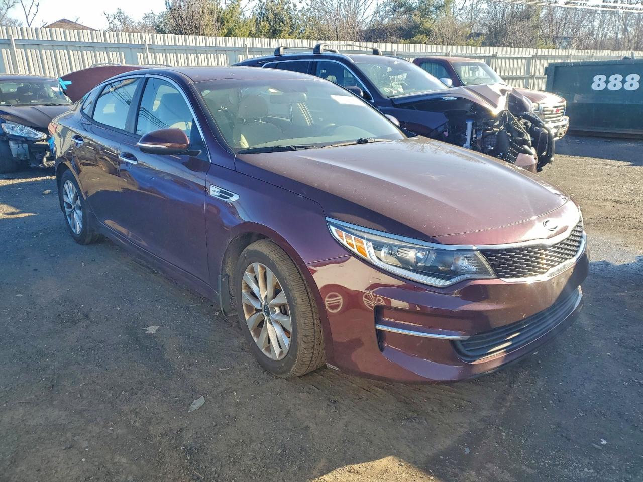2018 KIA OPTIMA LX photo 4