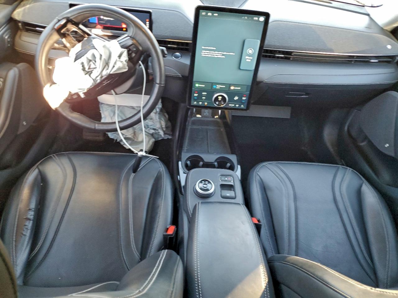 2021 FORD MUSTANG MACH-E PREMIUM photo 8