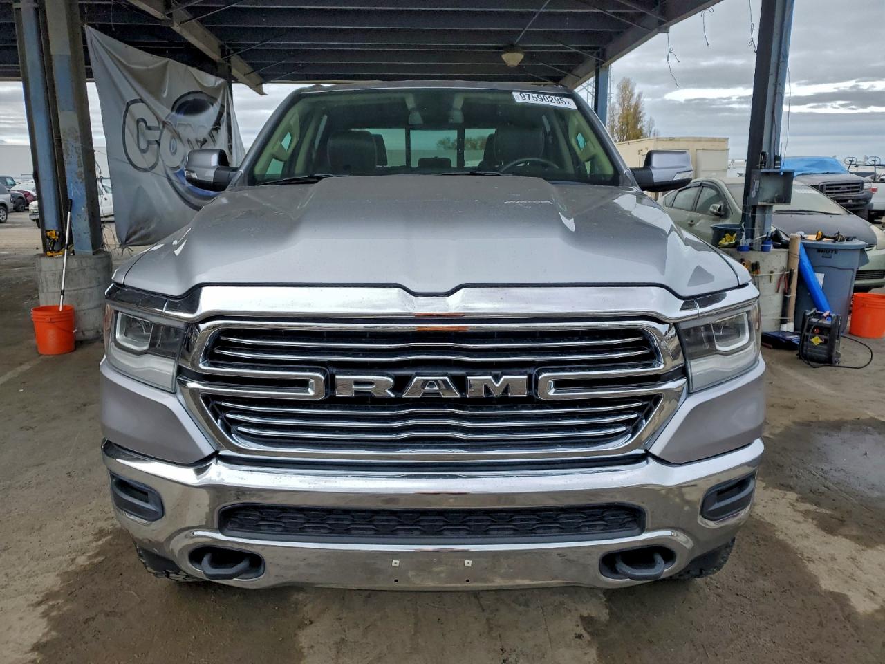 2019 RAM 1500 LARAMIE photo 5