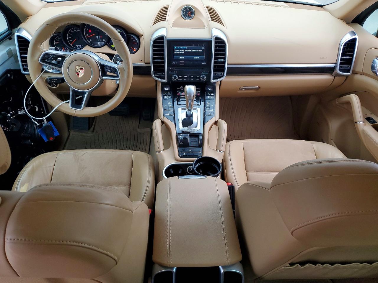 2017 PORSCHE CAYENNE photo 22