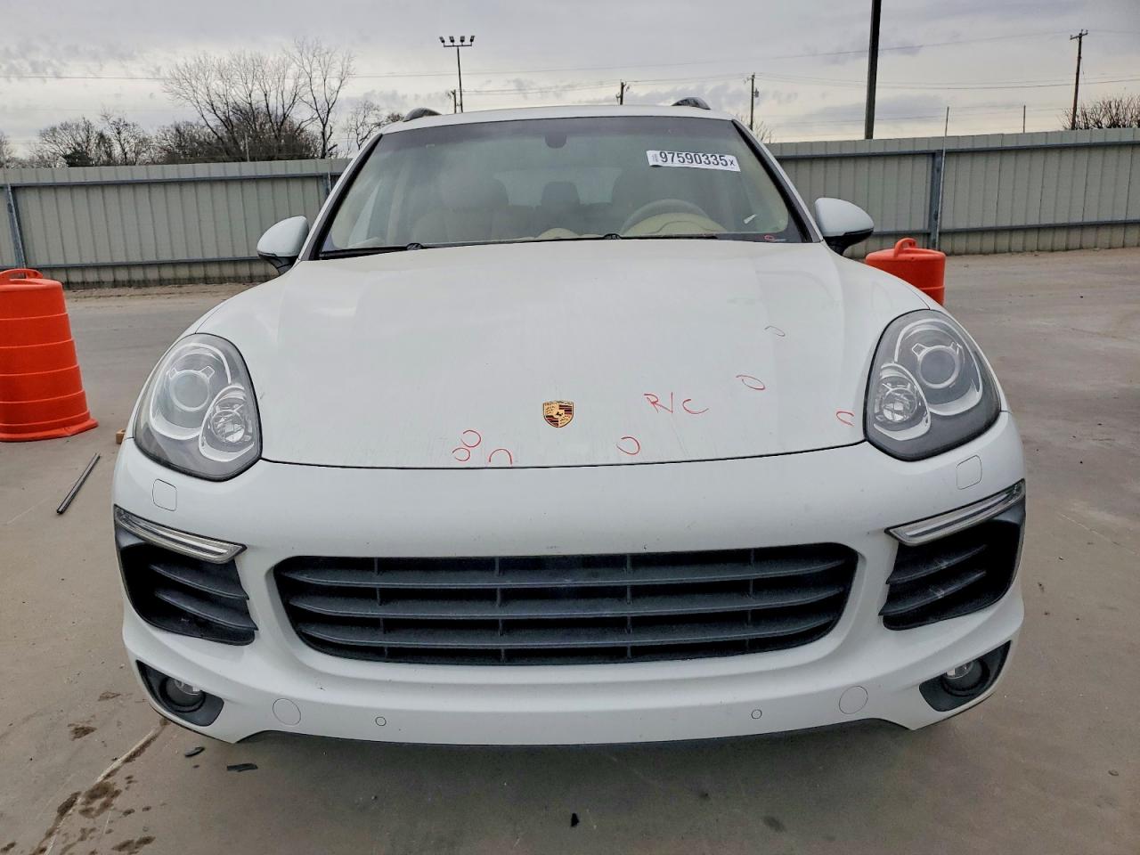 2017 PORSCHE CAYENNE photo 13