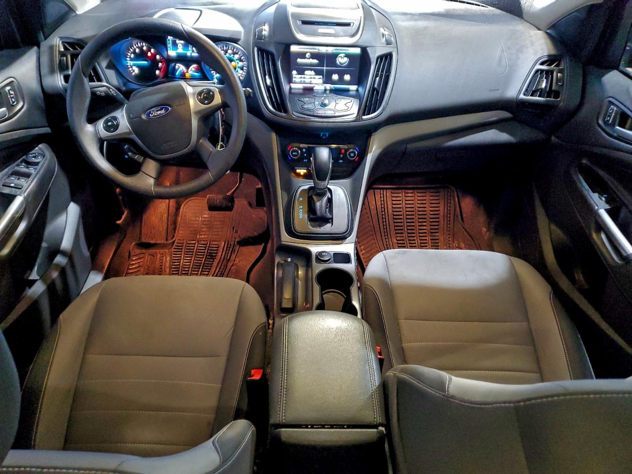 2015 FORD ESCAPE SE photo 8