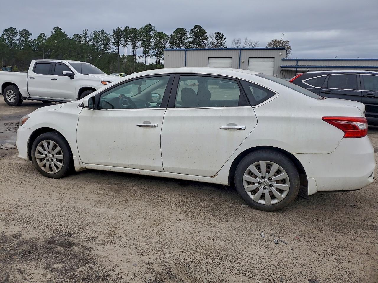 2016 NISSAN SENTRA S photo 2