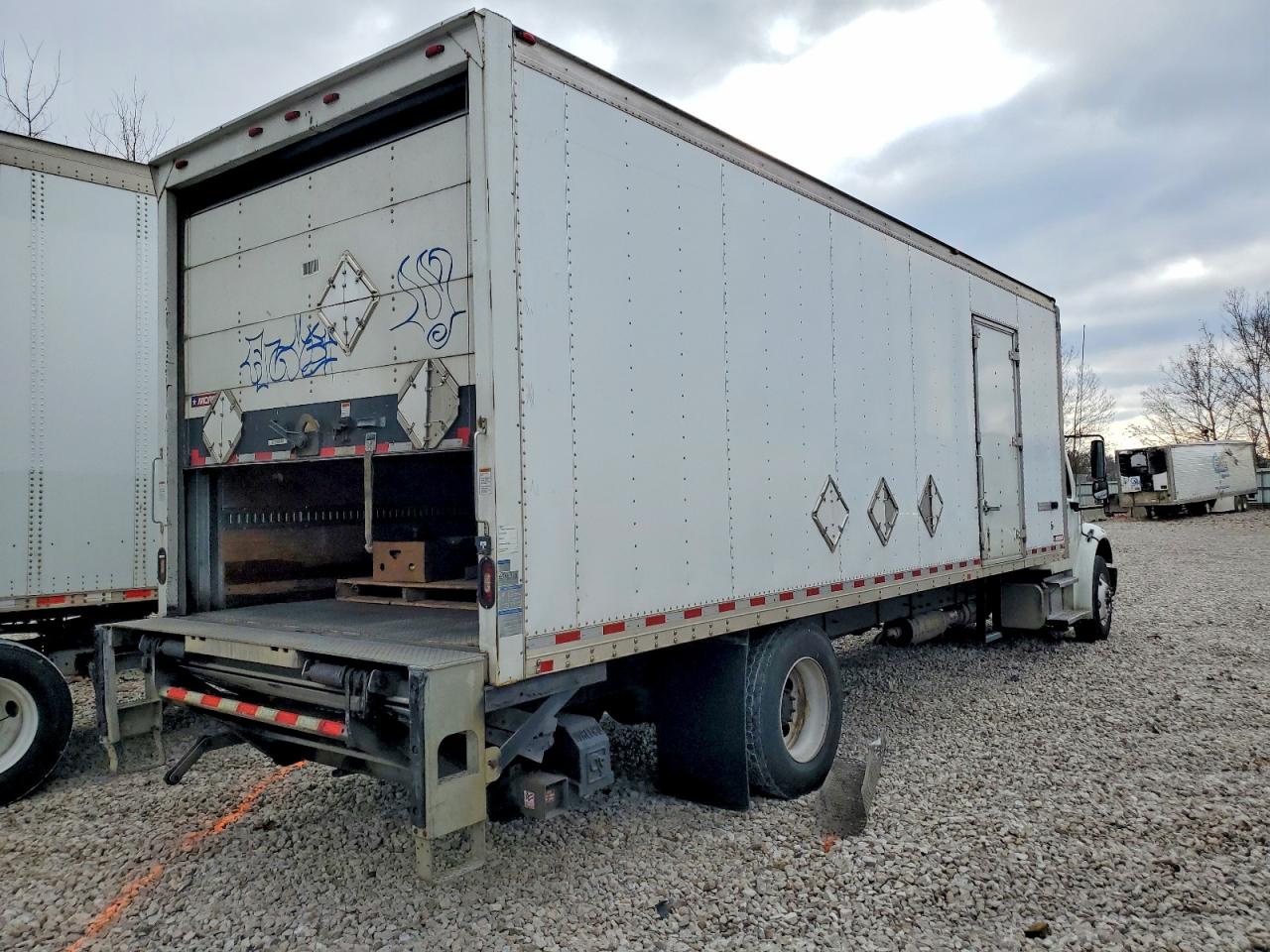2017 FREIGHTLINER BUSINESS CLASS M2 BOX TRUCK photo 7