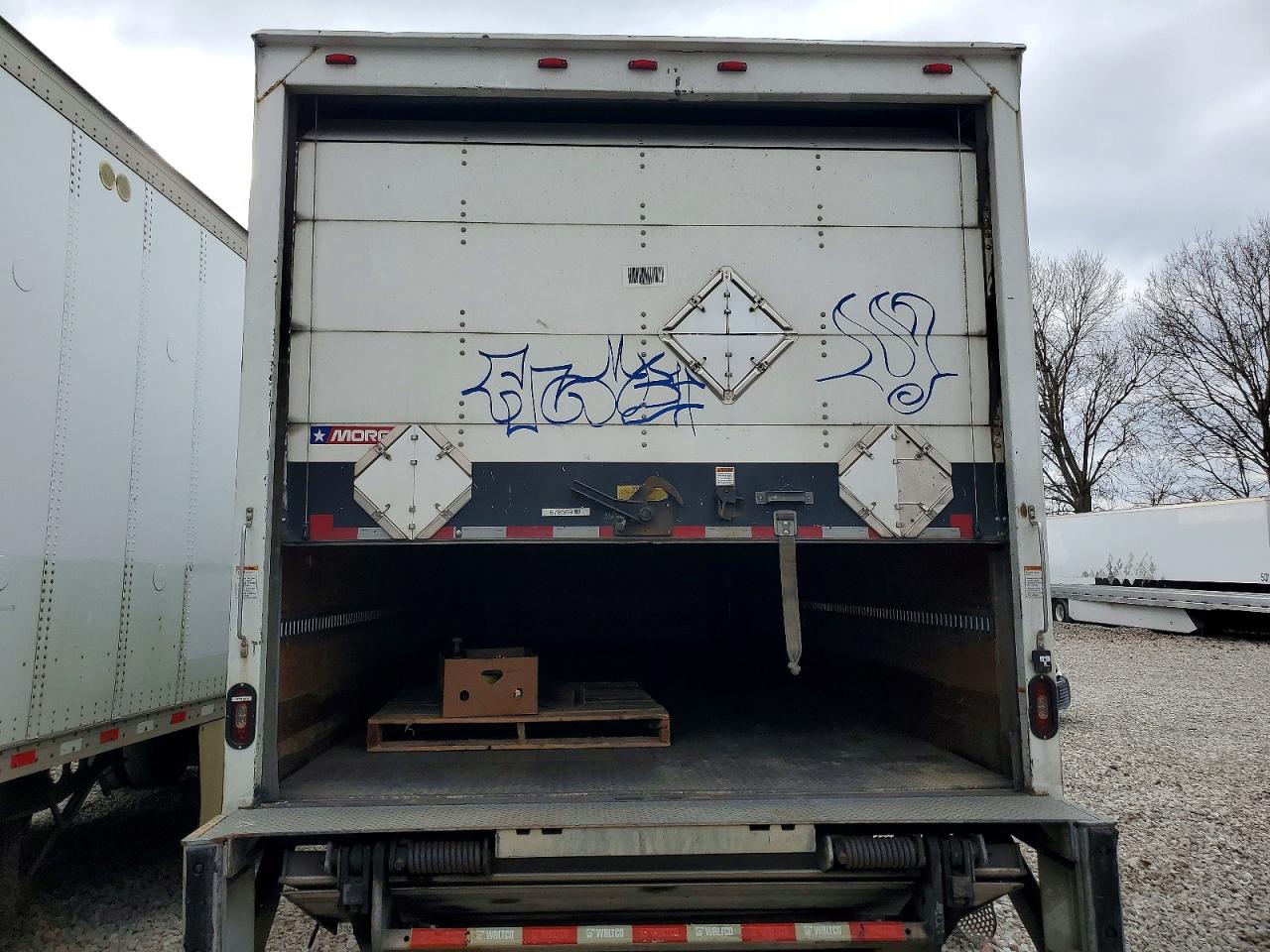 2017 FREIGHTLINER BUSINESS CLASS M2 BOX TRUCK photo 16