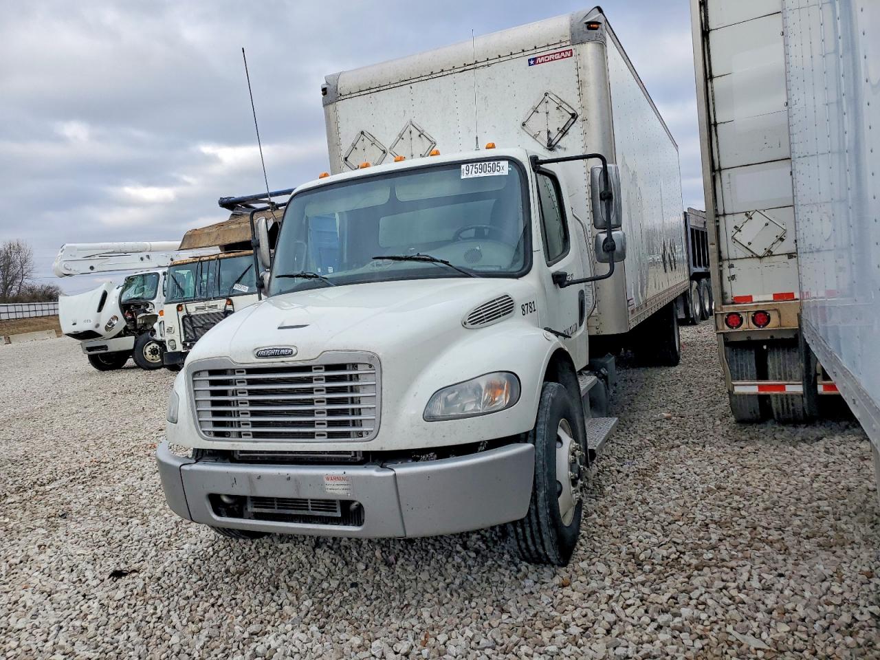 2017 FREIGHTLINER M2