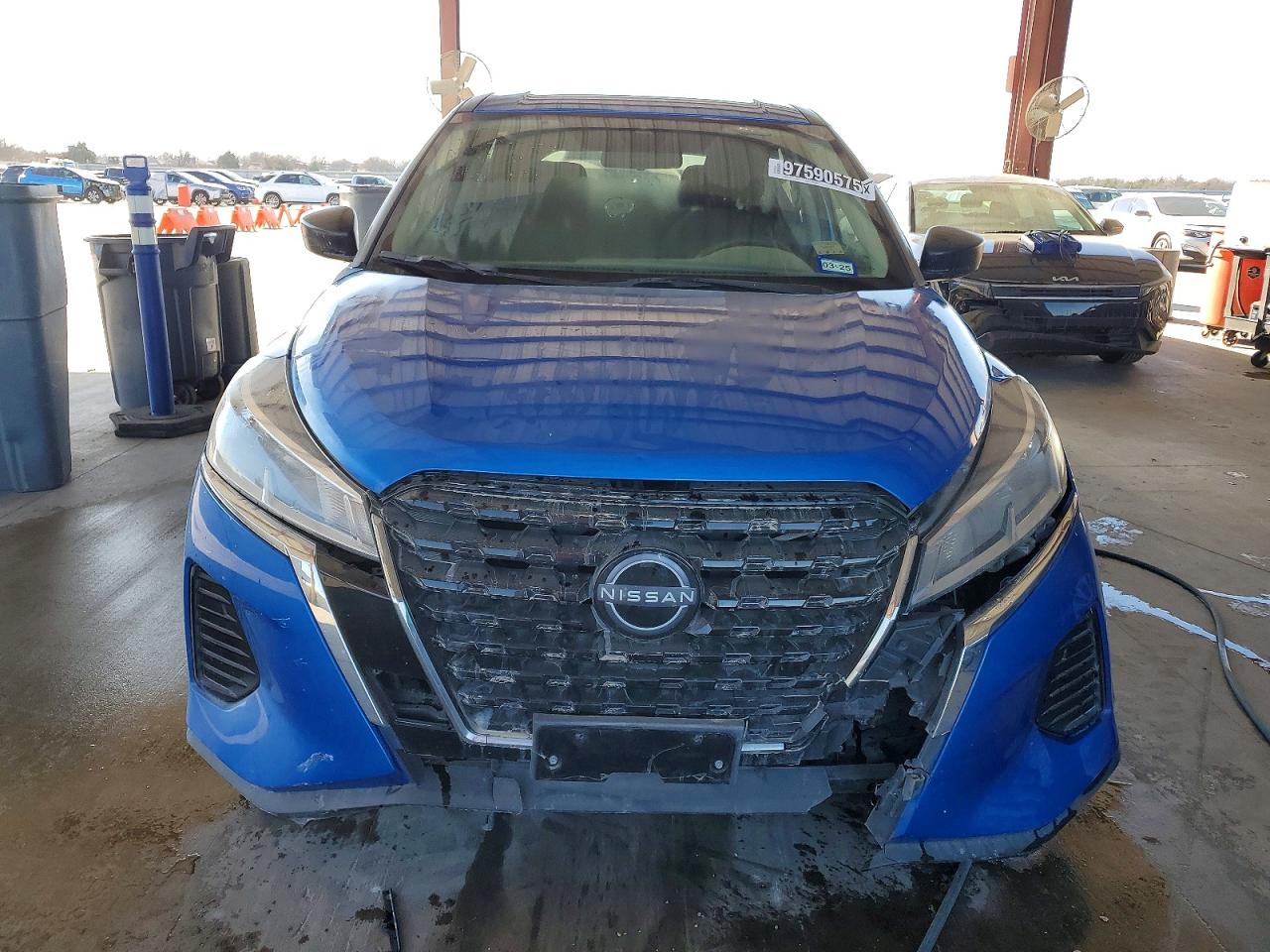 2023 NISSAN KICKS S photo 5