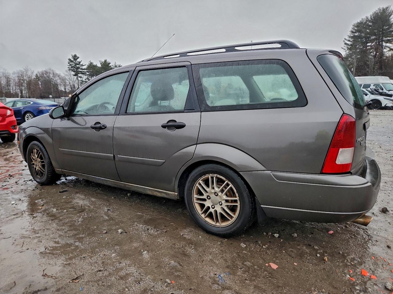 2006 FORD FOCUS ZXW photo 2