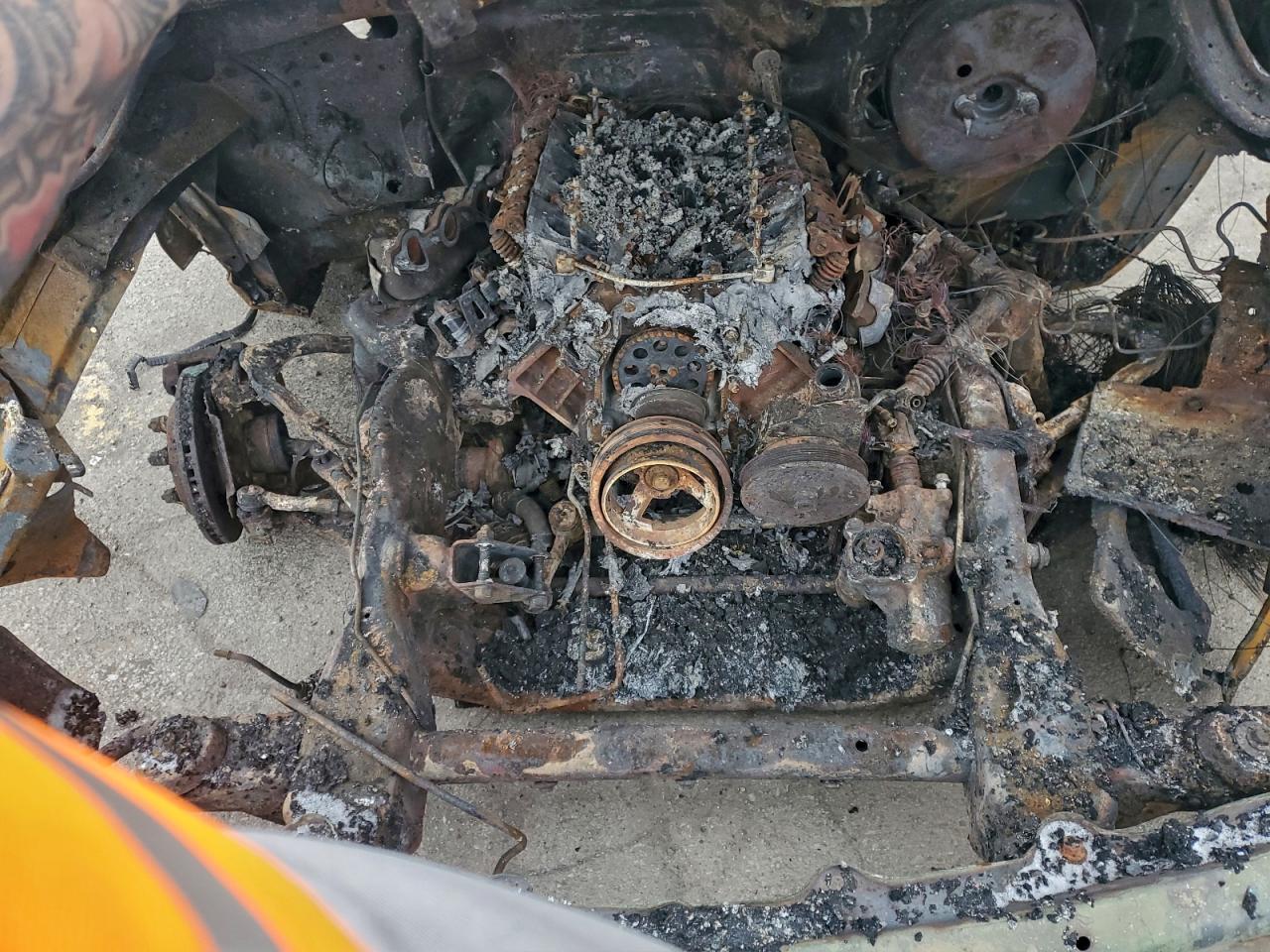 2002 CHEVROLET SILVERADO K1500 photo 11