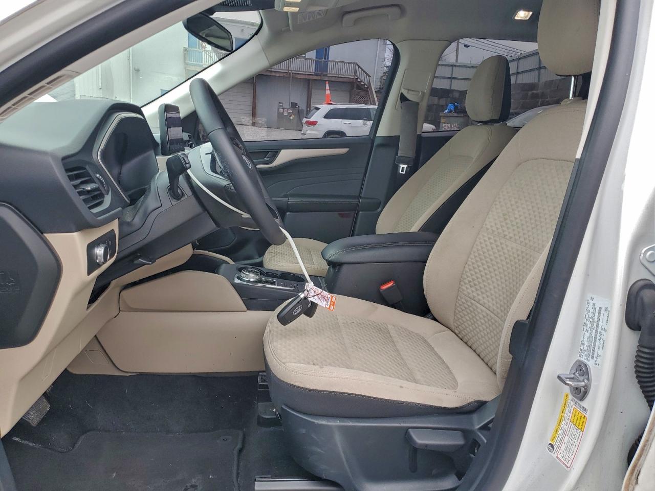 2022 FORD ESCAPE SE photo 7