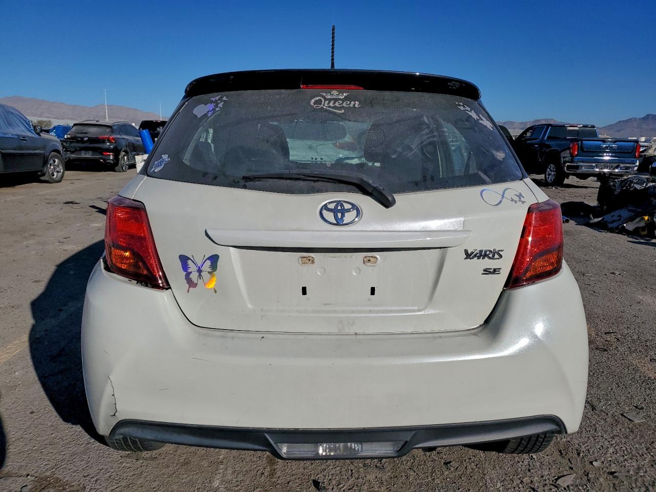 2016 TOYOTA YARIS L photo 6