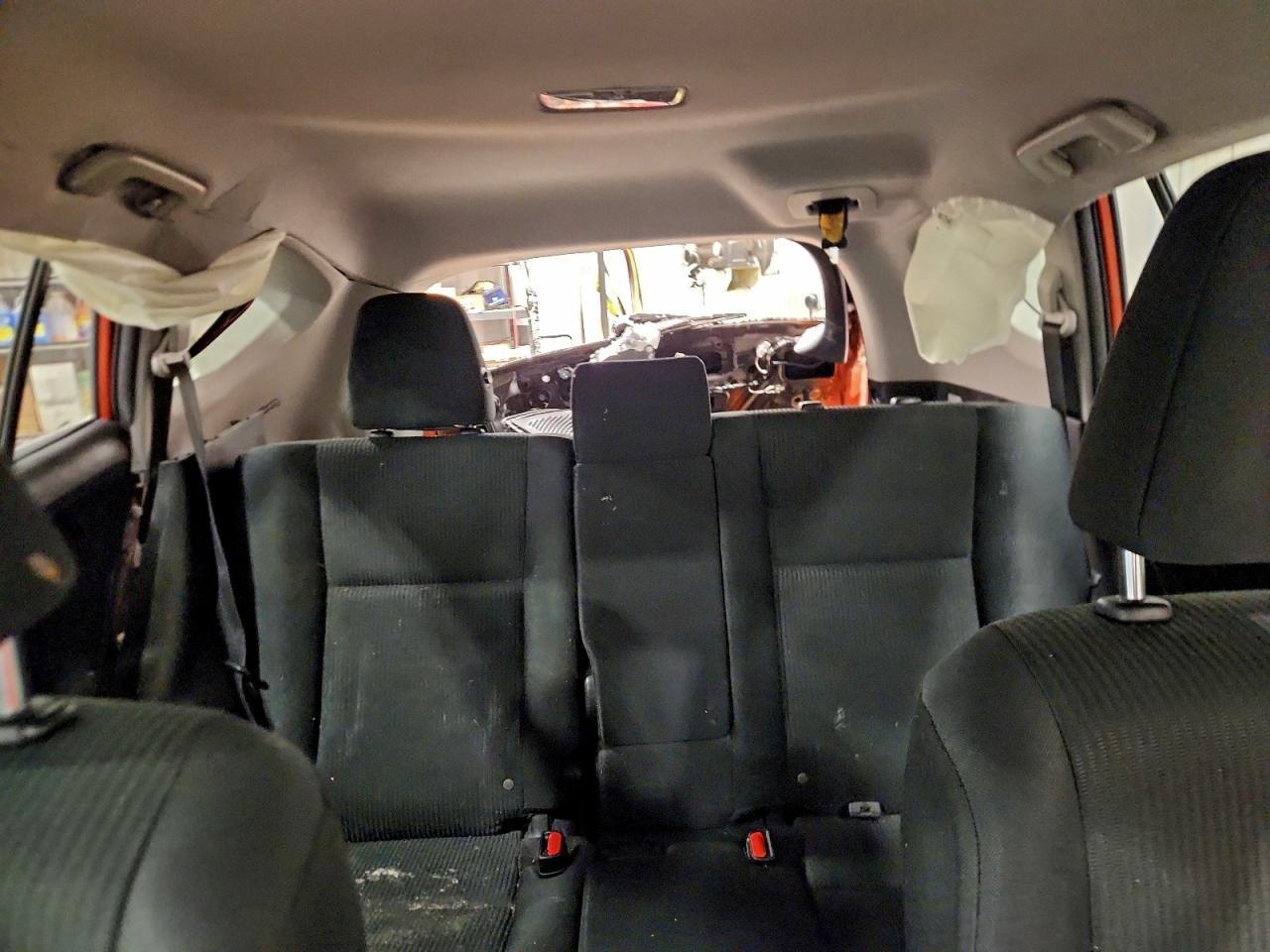 2016 TOYOTA RAV4 LE photo 10