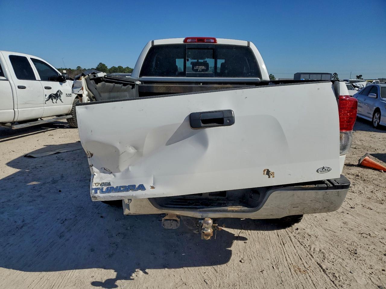 2013 TOYOTA TUNDRA DOUBLE CAB SR5 photo 6
