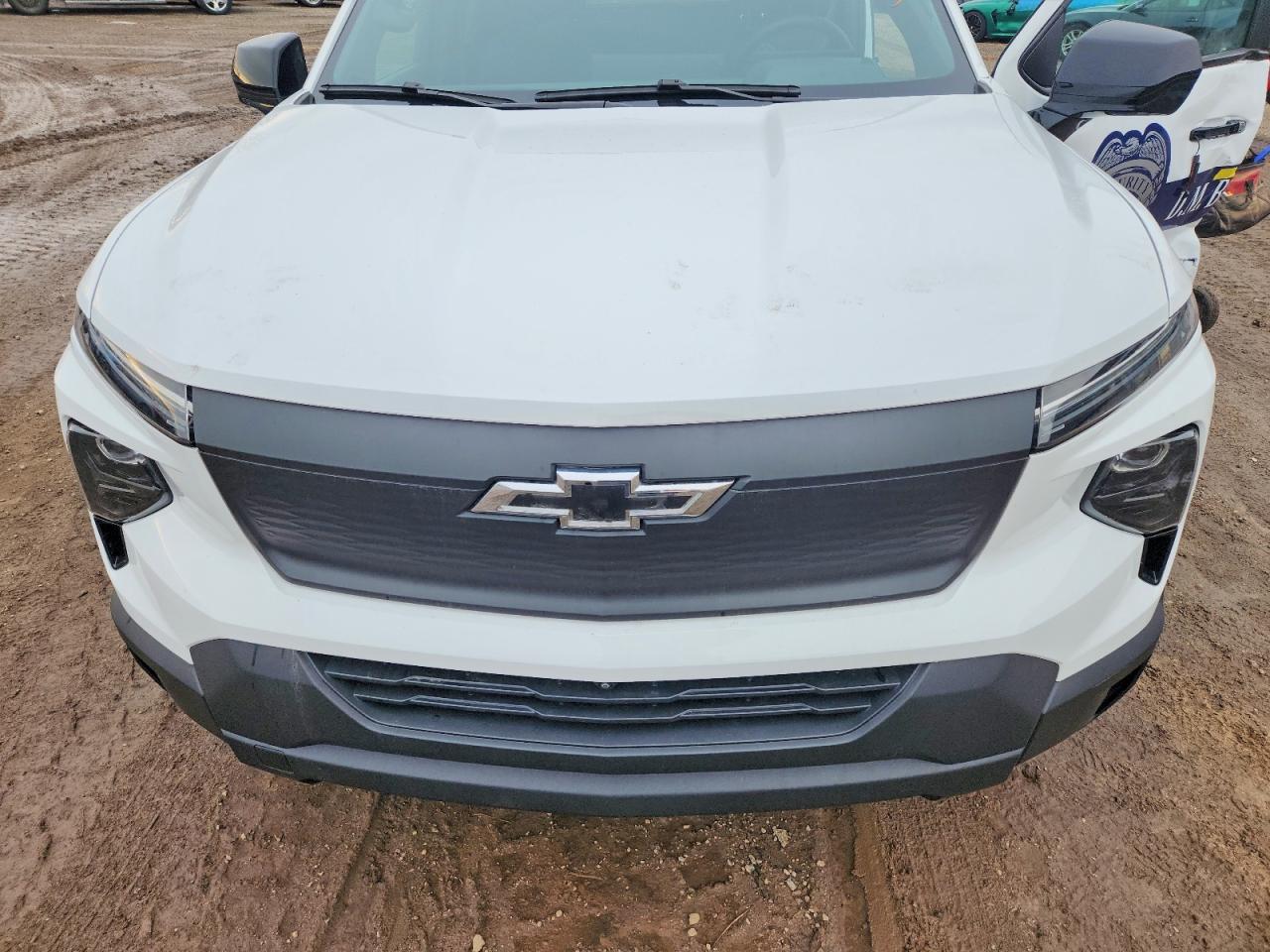 2024 CHEVROLET SILVERADO photo 11
