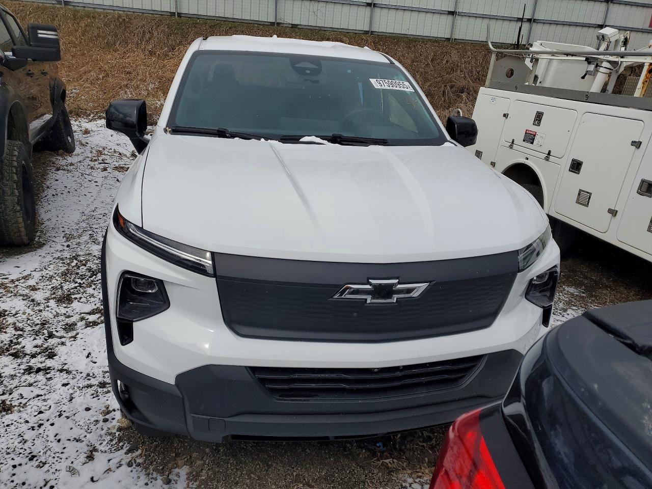 2024 CHEVROLET SILVERADO photo 5
