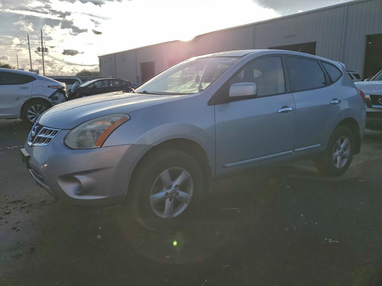 2013 NISSAN ROGUE