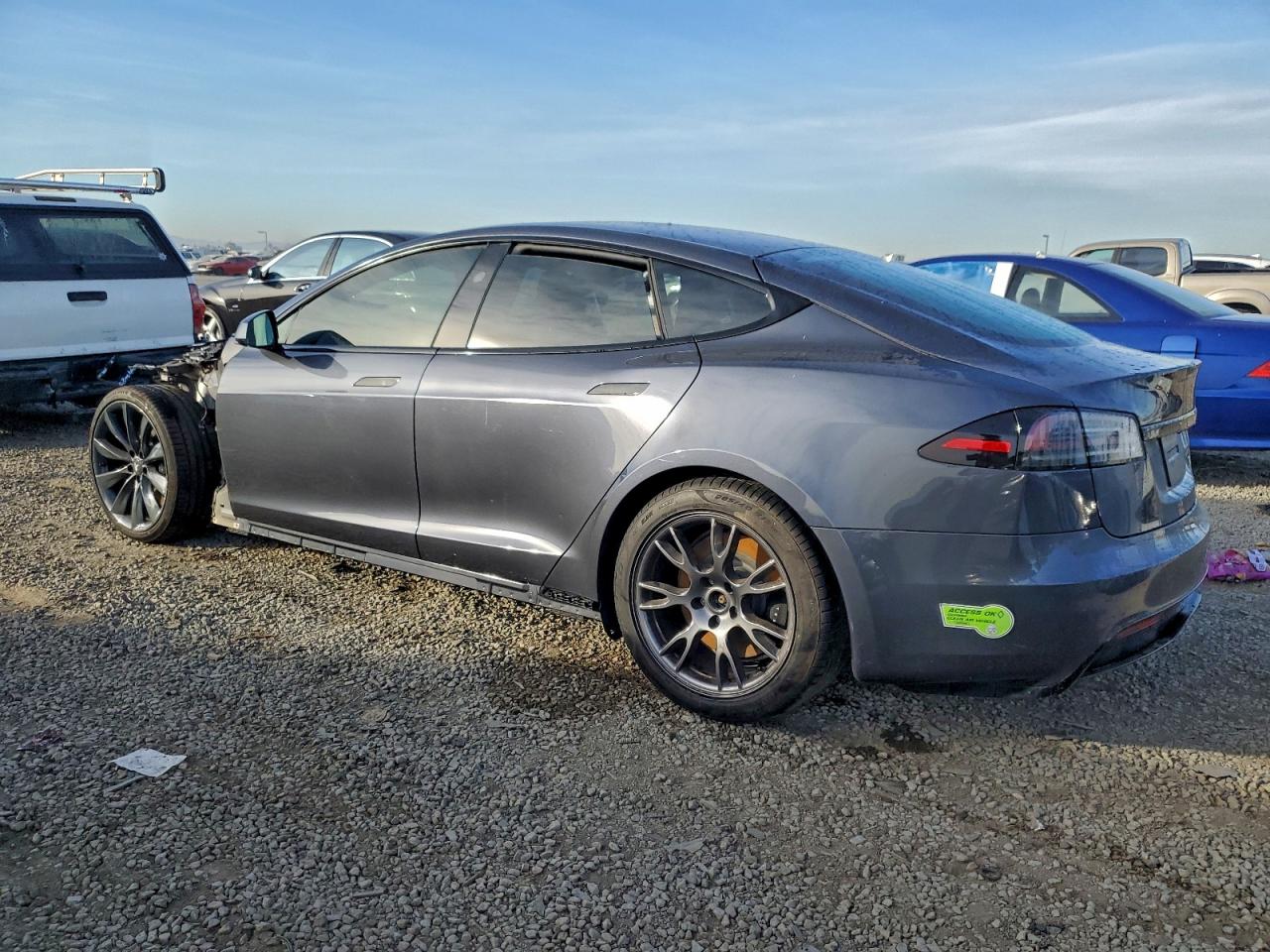 2023 TESLA MODEL S photo 2