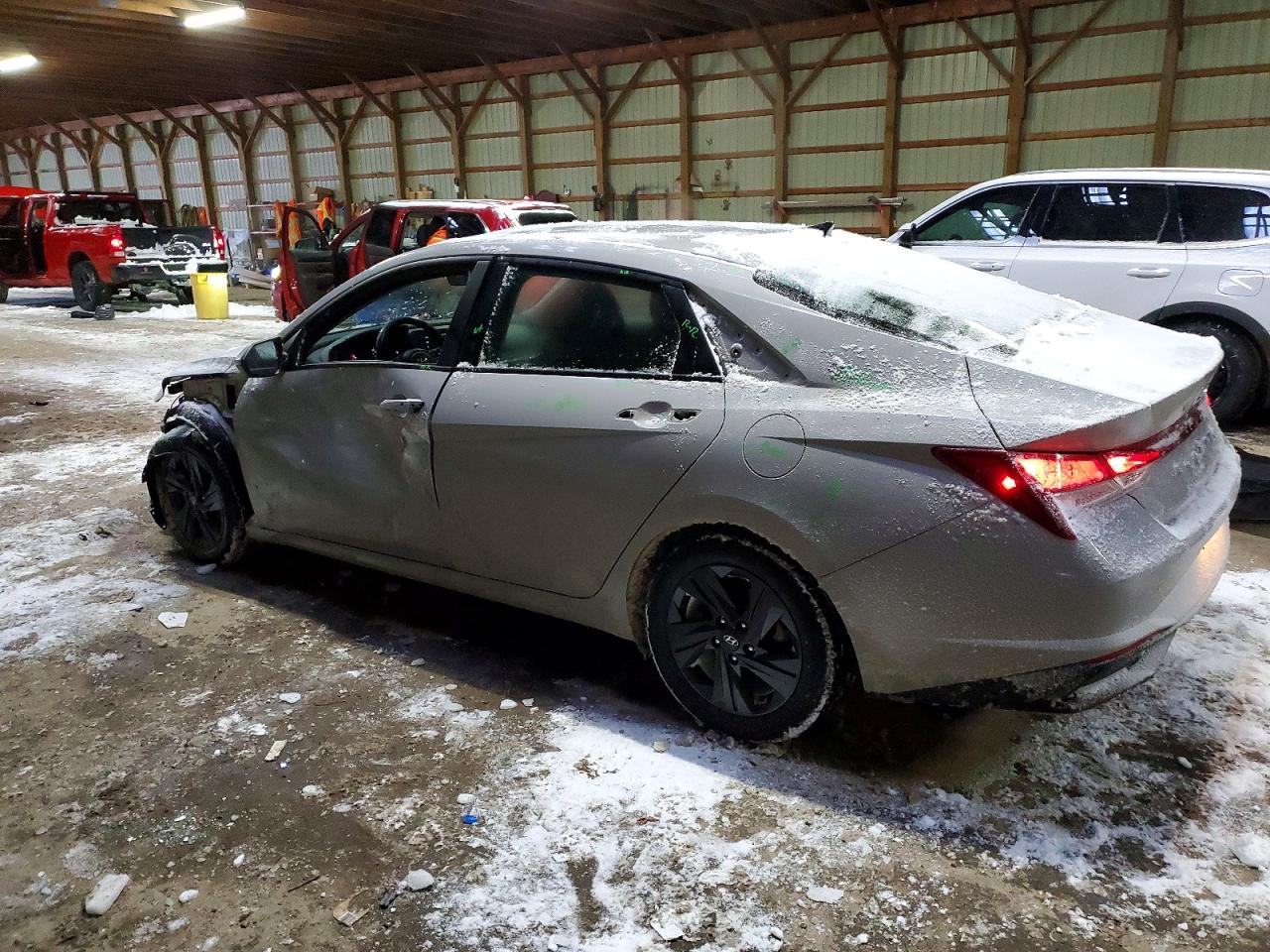 2021 HYUNDAI ELANTRA SEL photo 2