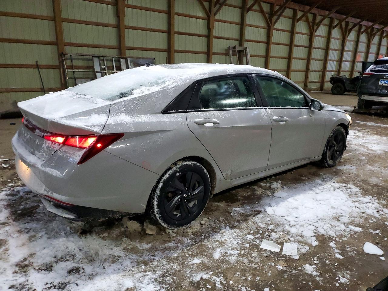 2021 HYUNDAI ELANTRA SEL photo 3