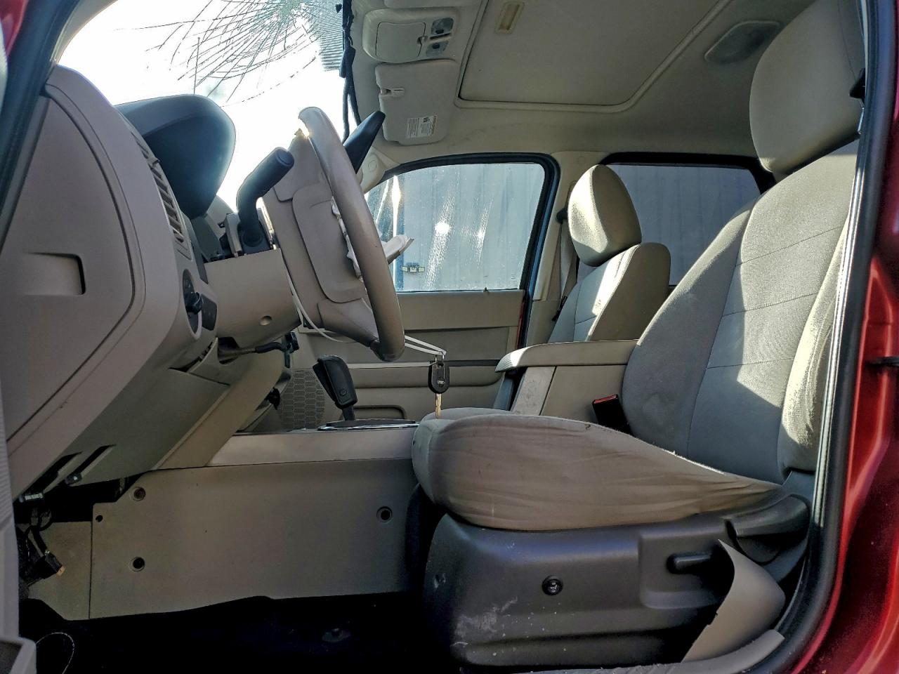 2012 FORD ESCAPE XLT photo 7