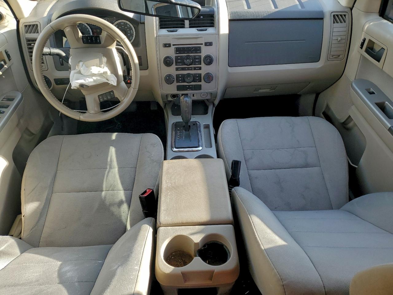 2012 FORD ESCAPE XLT photo 8