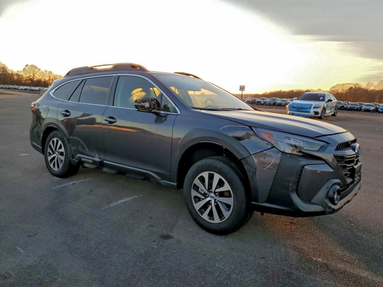 2025 SUBARU OUTBACK PREMIUM photo 4