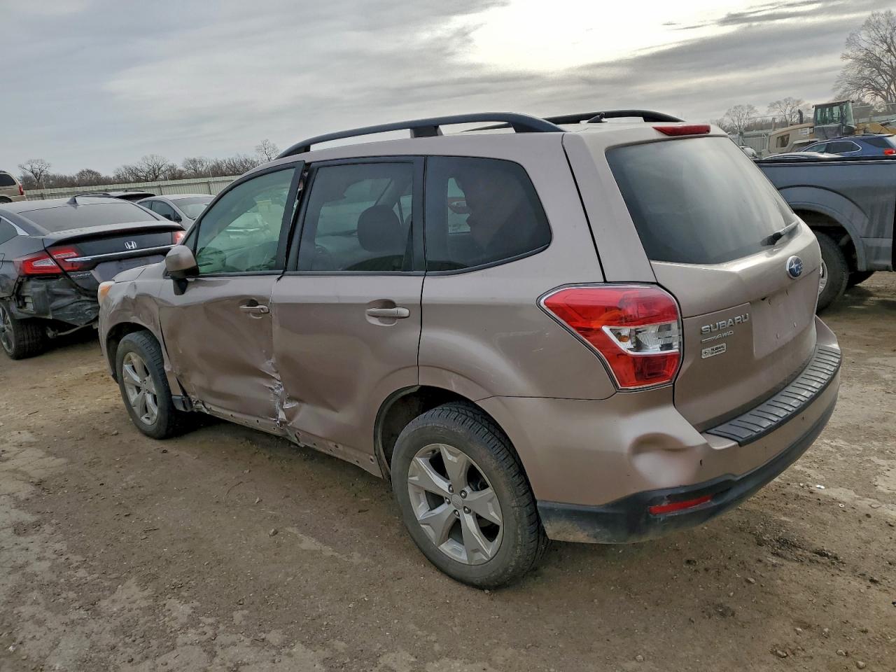 2015 SUBARU FORESTER 2.5I PREMIUM photo 2