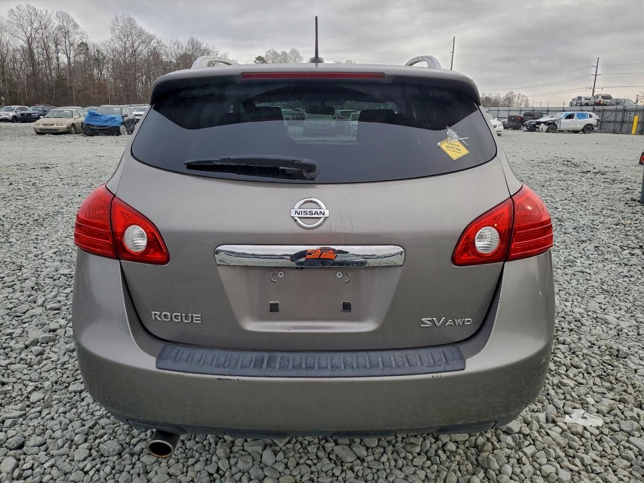 2011 NISSAN ROGUE S photo 6