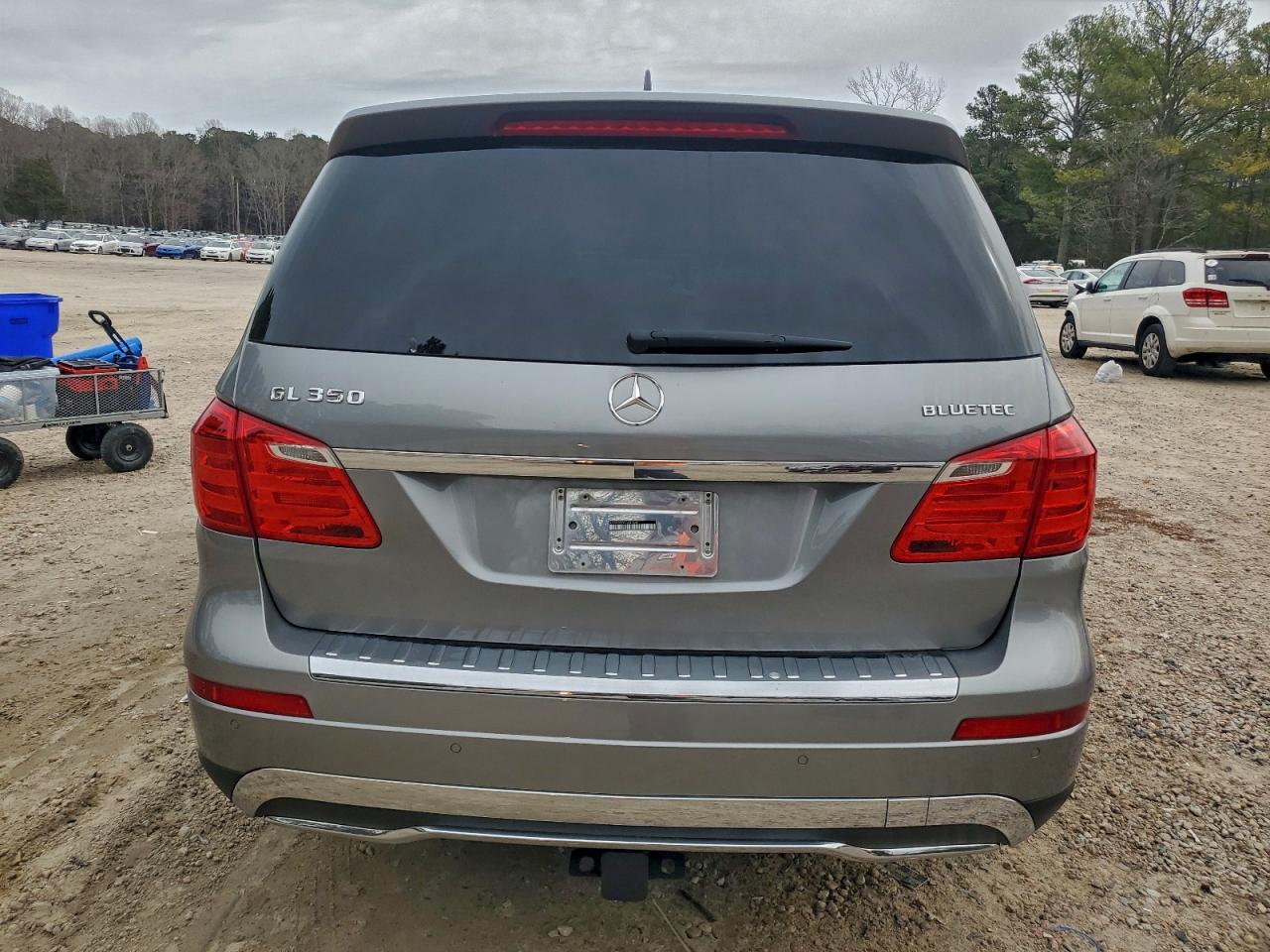 2015 MERCEDES-BENZ GL 350 BLUETEC photo 11