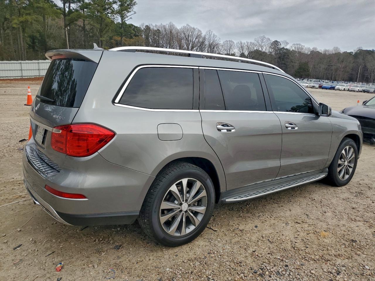 2015 MERCEDES-BENZ GL 350 BLUETEC photo 5