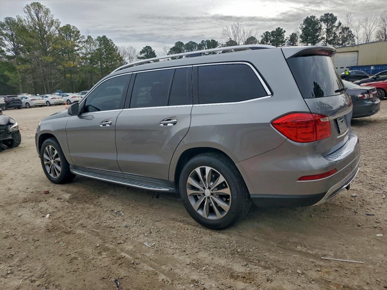 2015 MERCEDES-BENZ GL 350 BLUETEC photo 3