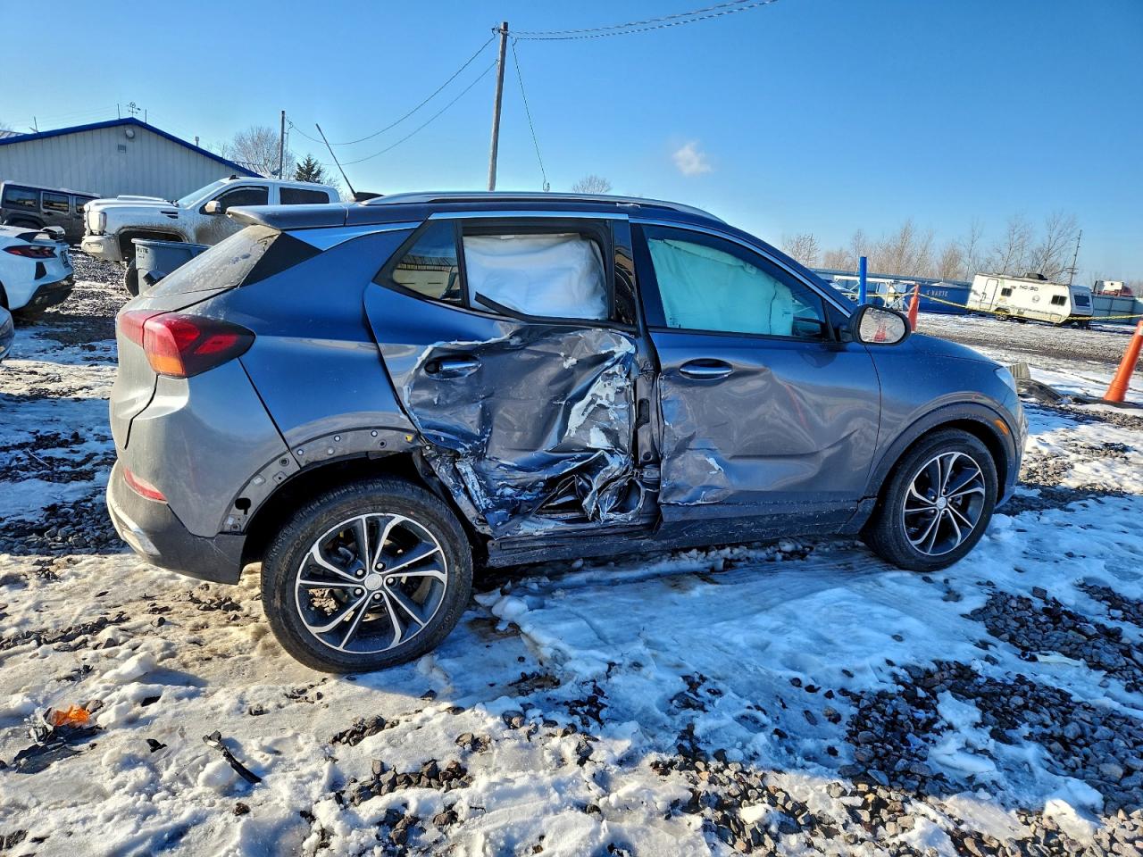 2020 BUICK ENCORE GX ESSENCE photo 3