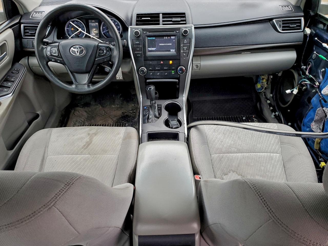 2017 TOYOTA CAMRY LE photo 8