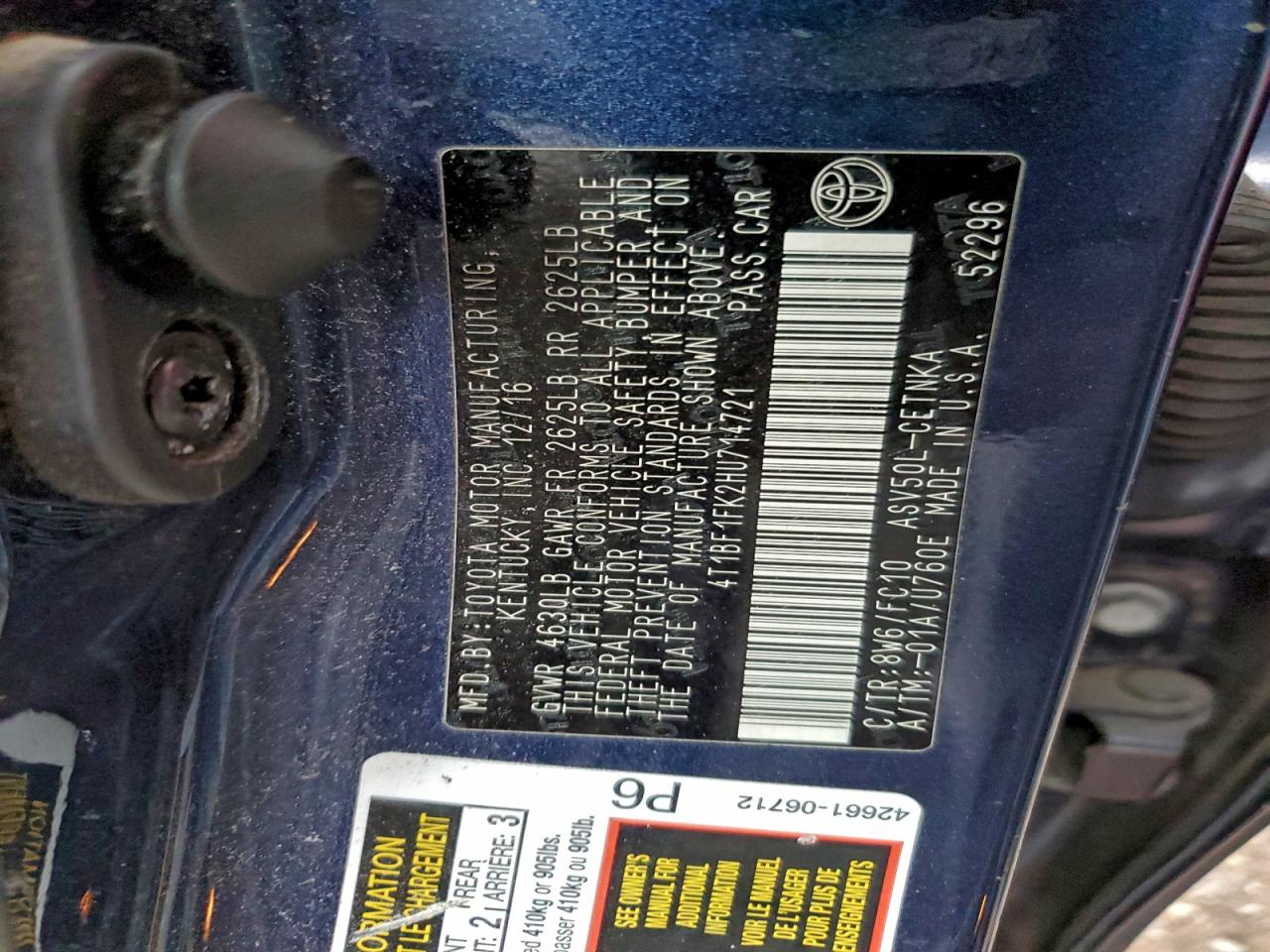 2017 TOYOTA CAMRY LE photo 12